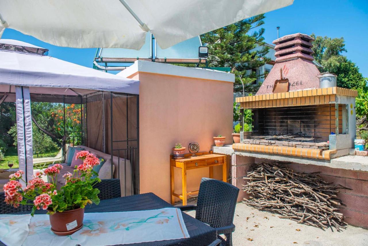 Zoe Boutique Apartment アカラヴィ エクステリア 写真