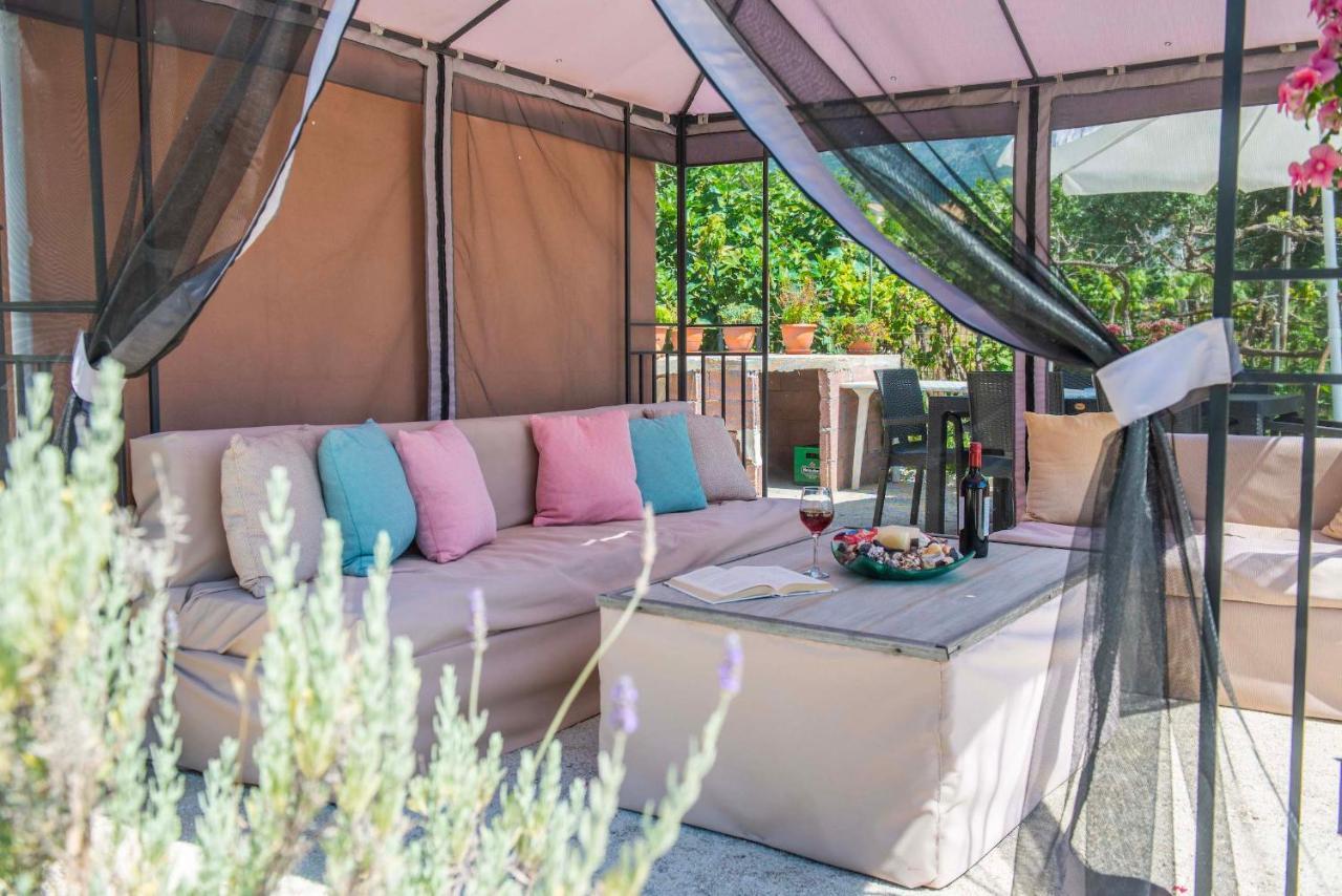 Zoe Boutique Apartment アカラヴィ エクステリア 写真